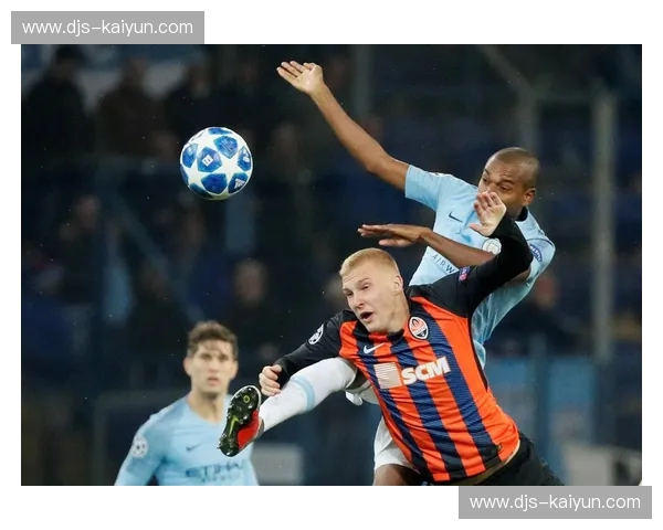 曼城vs.顿涅茨克矿工:在星光与煤海之间,书写一段绿茵宿命论 曼城vs.顿涅茨克矿工:在星光与煤海之间,书写一段绿茵宿命论